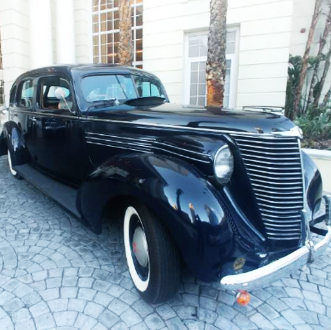 VINTAGE CARS