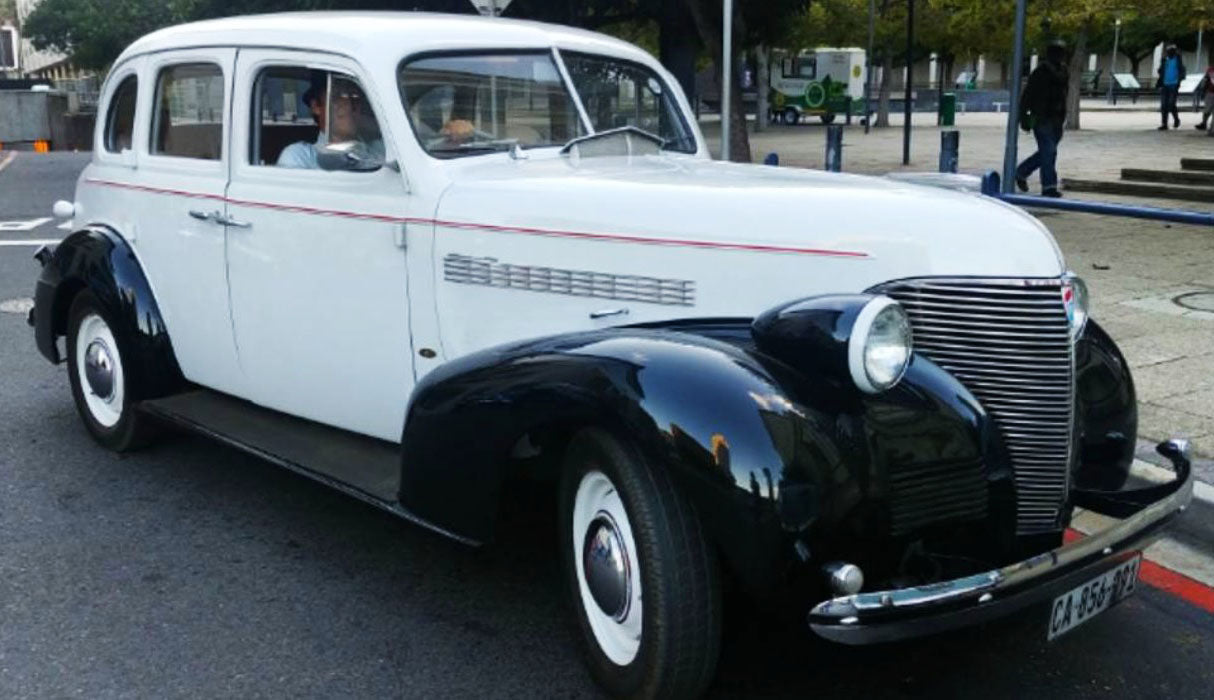 VINTAGE CARS