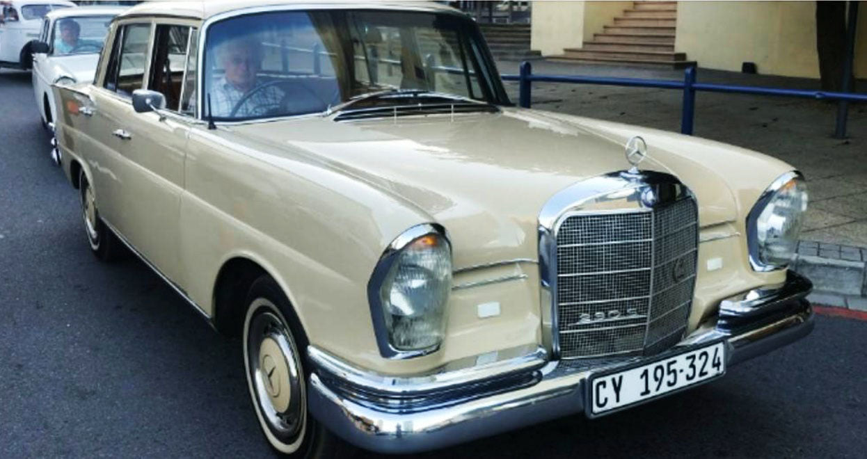 VINTAGE CARS