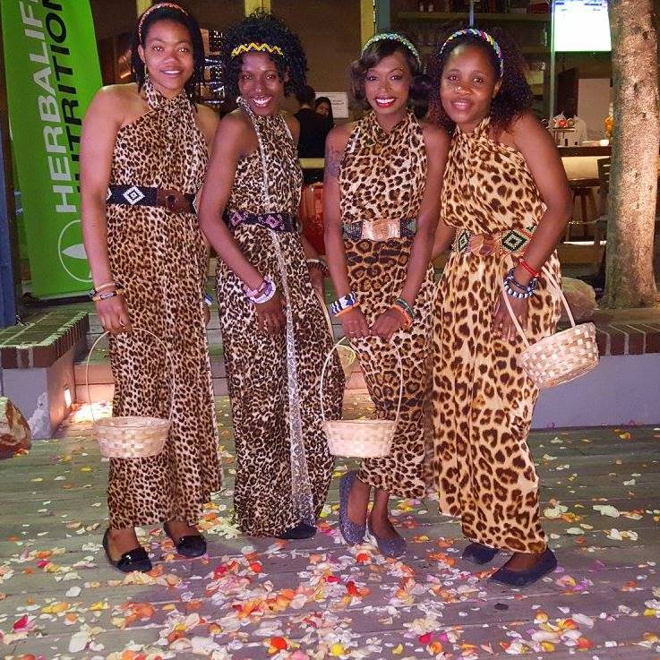 AFRICAN FLOWER WELCOME – AFRICAN FLOWER WELCOME entertainment hire, South Africa