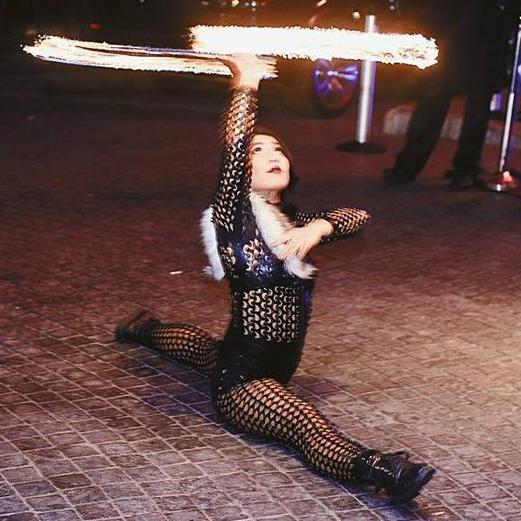 HOT-TEASE FIRE CHICKS – HOT-TEASE FIRE CHICKS entertainment hire, South Africa