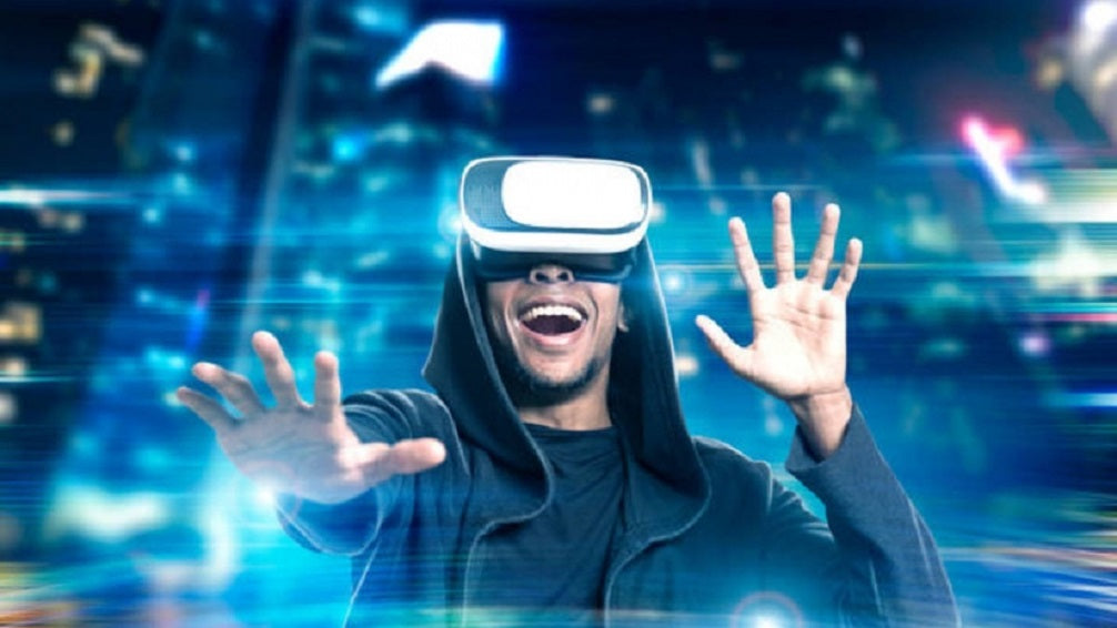 VIRTUAL REALITY EXPERIENCES
